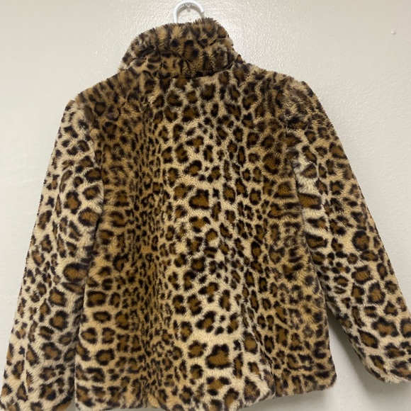 Leopard Print Kids Faux Fur Coat - Picture 2 of 5